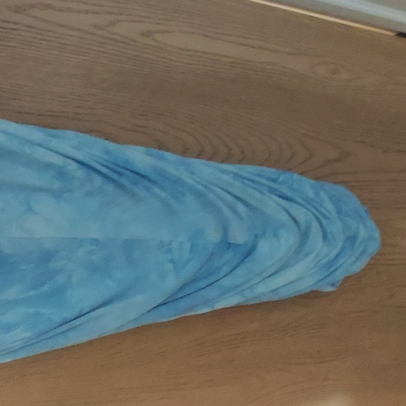 Maxi Ruched Dress - Picture 2 of 3